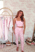 Load image into Gallery viewer, Rose Runway Active Leggings