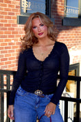 Load image into Gallery viewer, The Folklore Lace Top - Noir