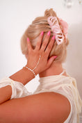 Load image into Gallery viewer, The Croissant Atelier Claw - Pink Chiffon