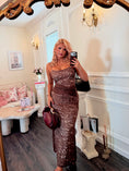 Load image into Gallery viewer, The Arabella Lace Midi Dress