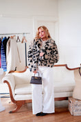 Load image into Gallery viewer, Fashionista Fur Coat
