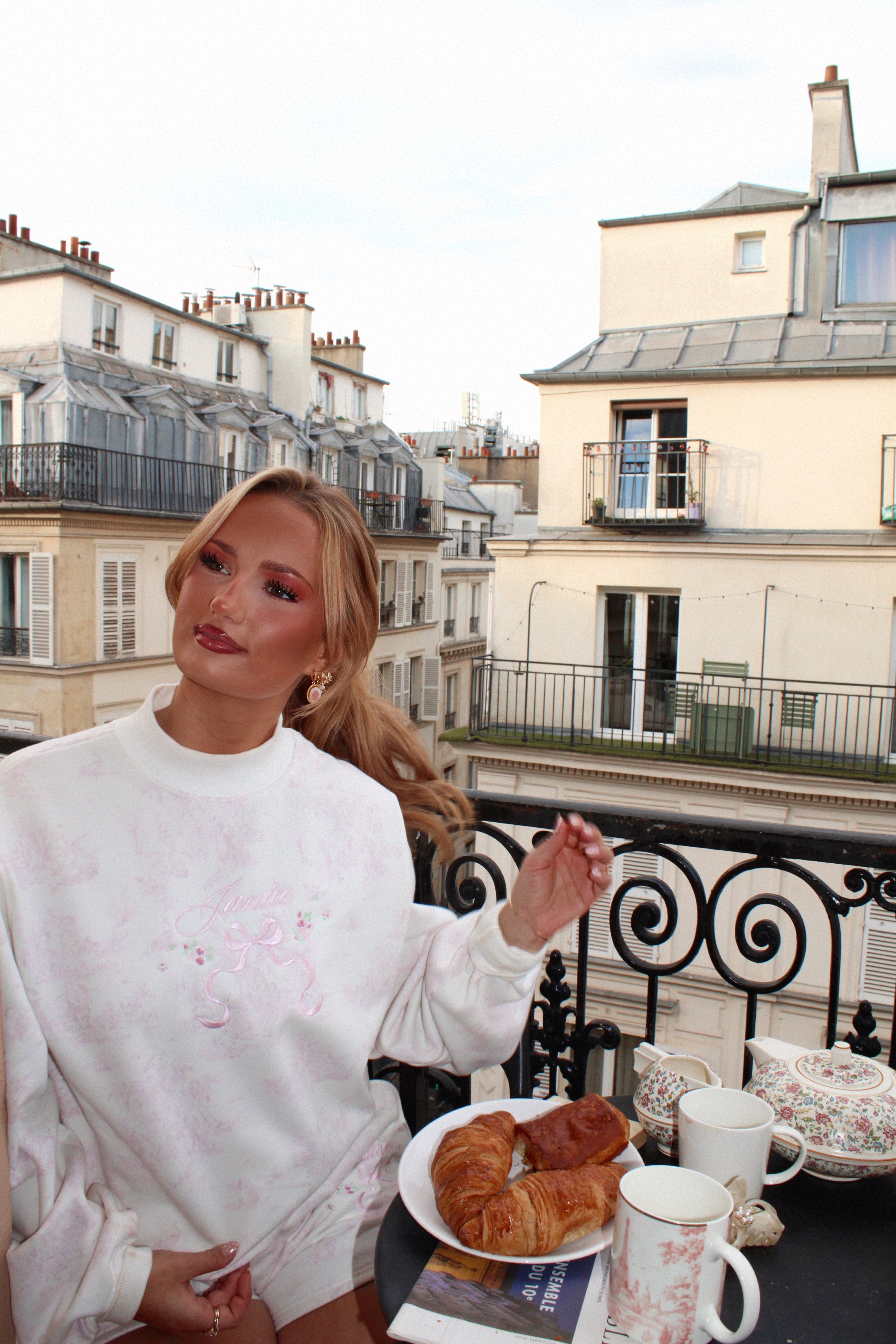 jana  Janáe French Toile Mockneck