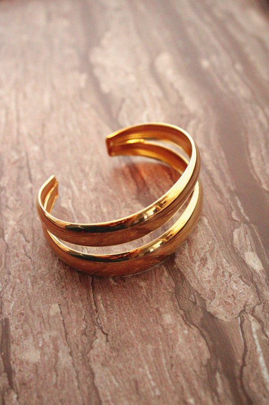 Ronan 18k Gold Bangle