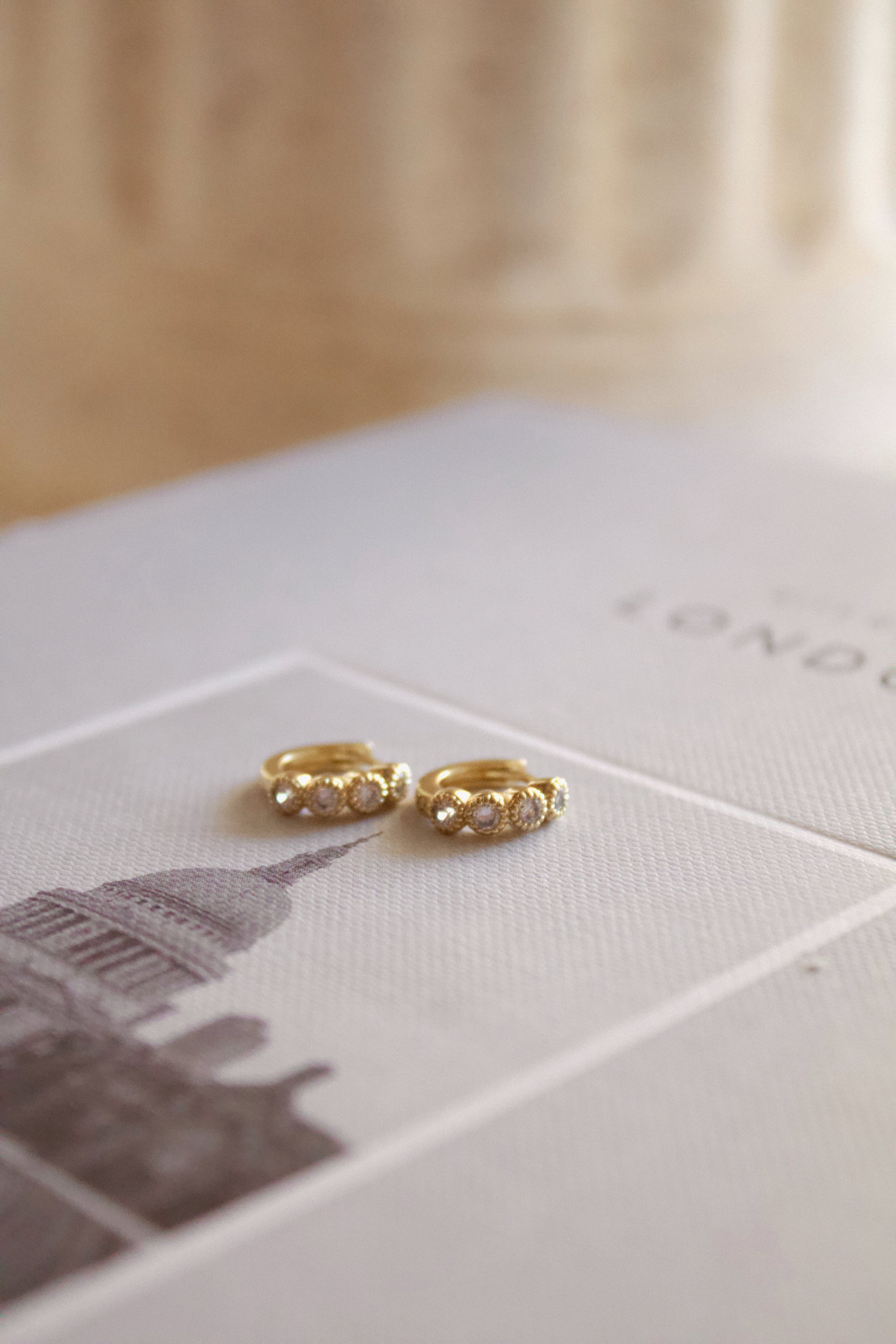 The Claridge Huggies