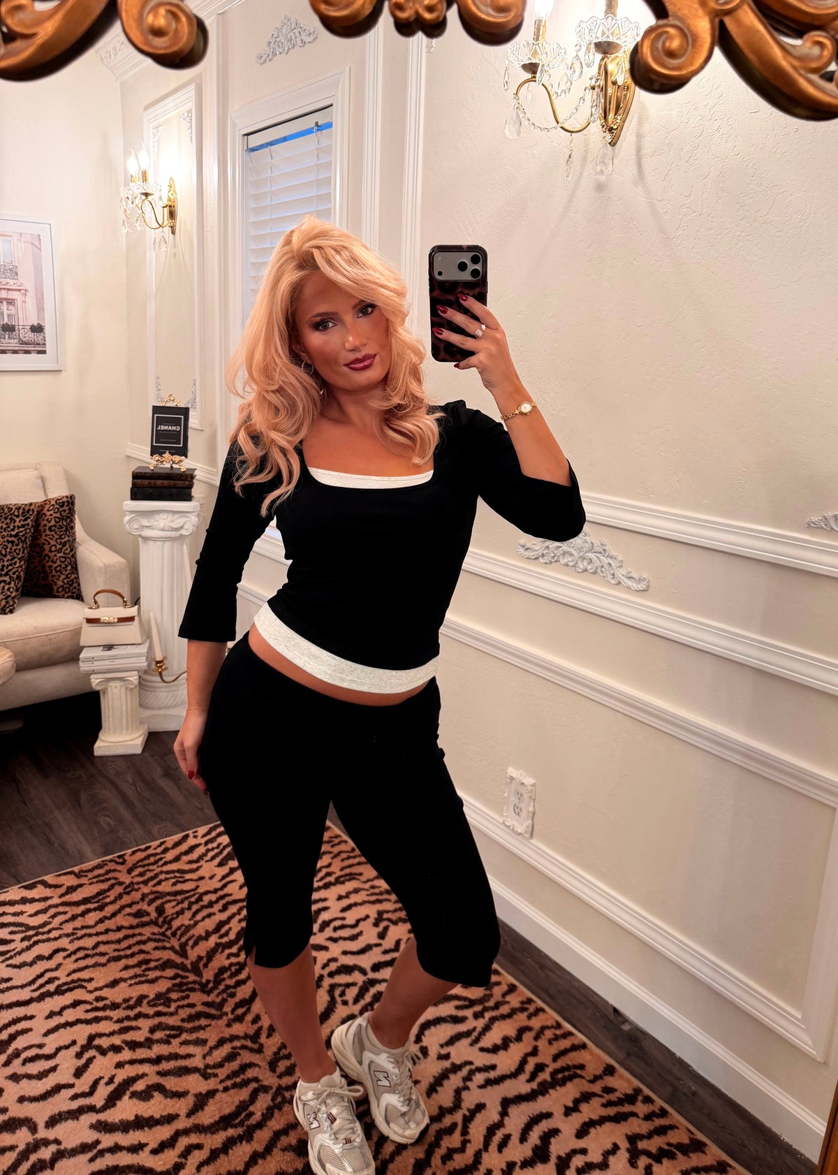 Gigi Capri Pants — Black