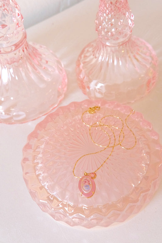 The Petal Portrait Vintage Necklace