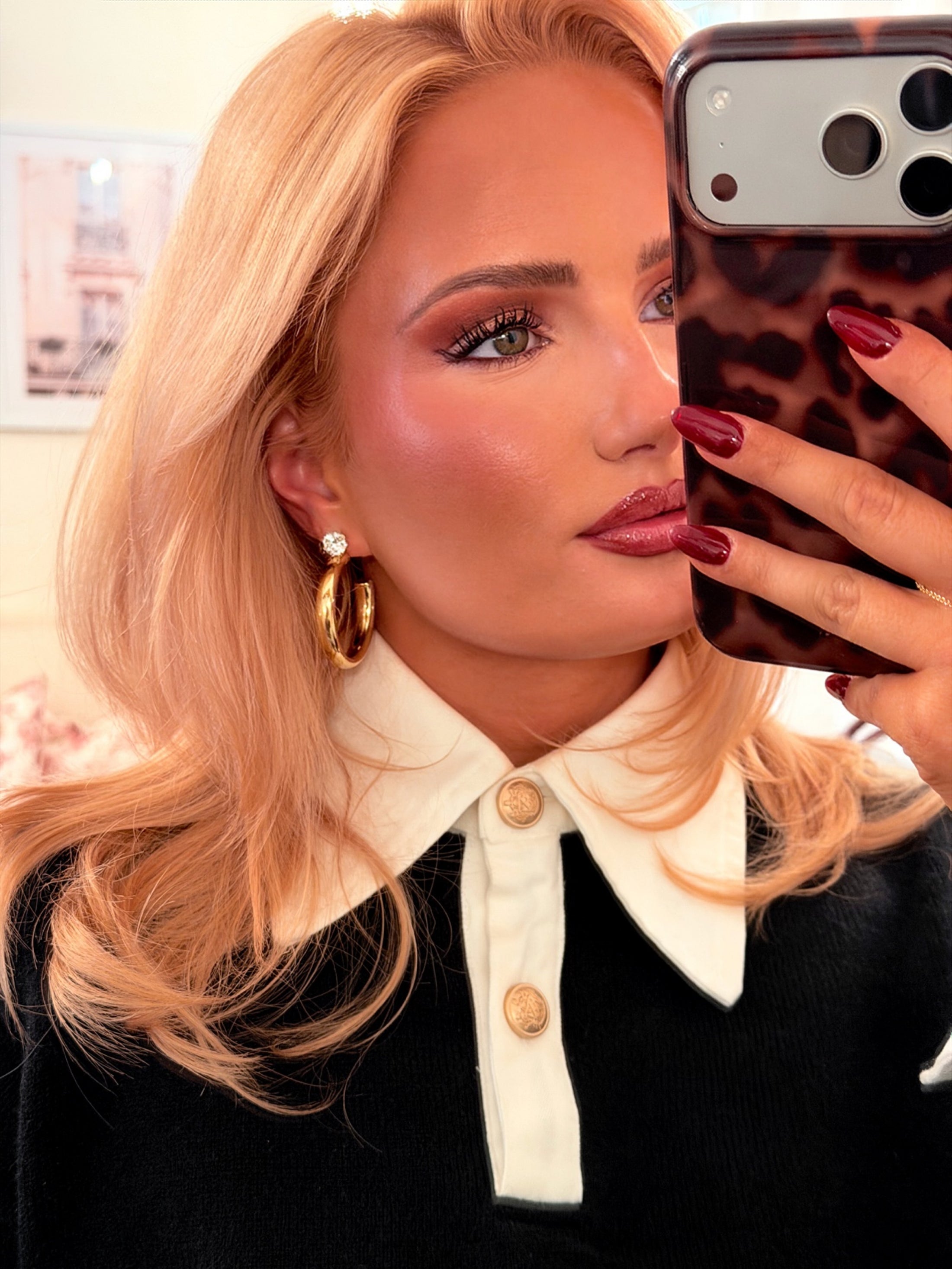 The Isadora Sculpted Hoops