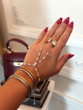 Load image into Gallery viewer, The Vendôme Crystal Hand Chain - Silver
