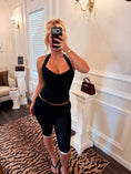 Load image into Gallery viewer, Lola Lace Capris — Noir
