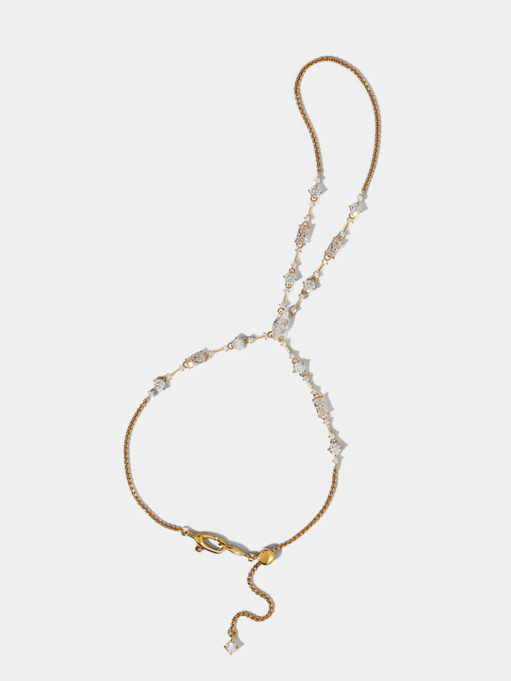Everleigh Hand Chain Bracelet