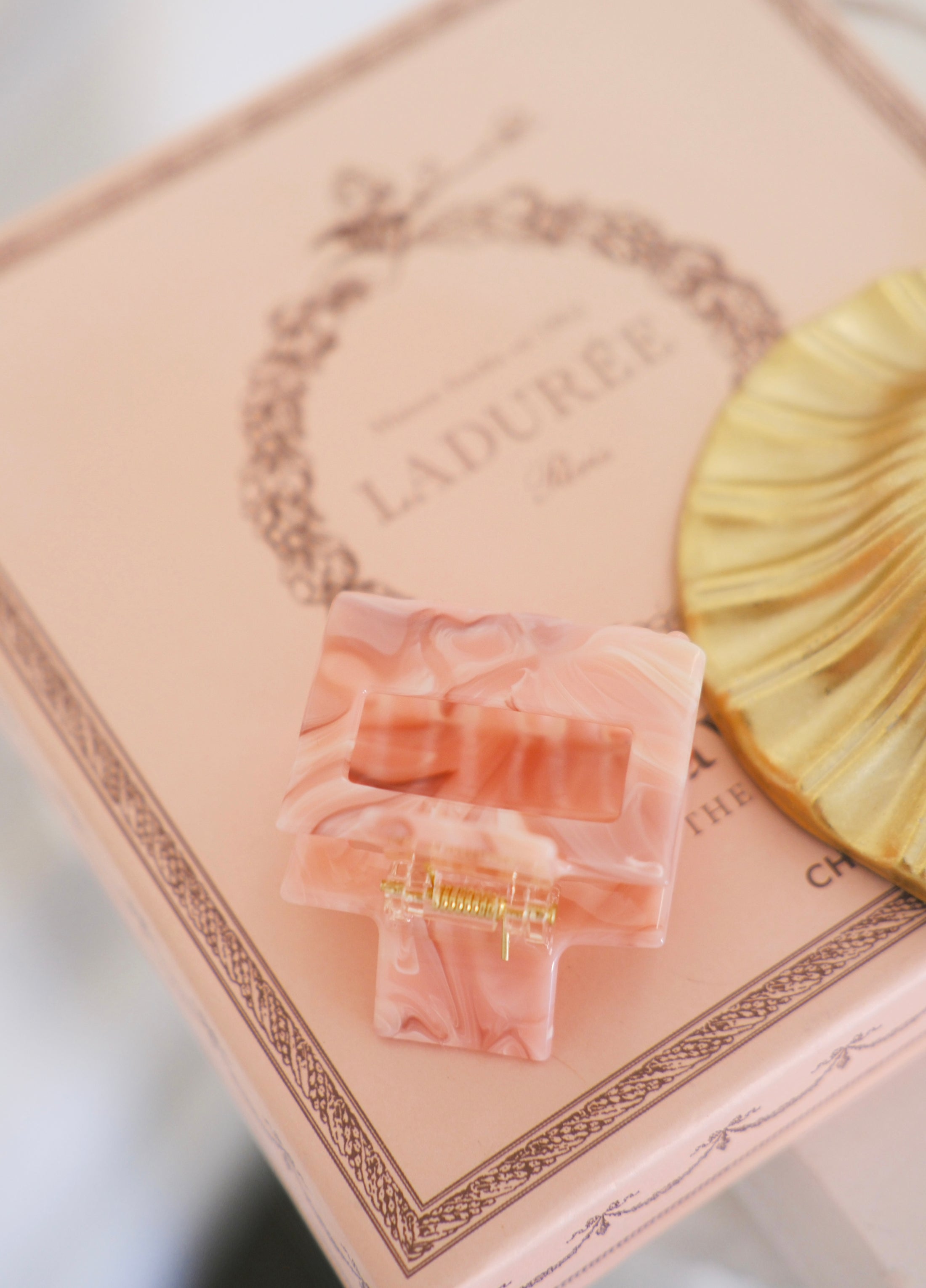 The Croissant Bonbon Claw - Pink Chiffon