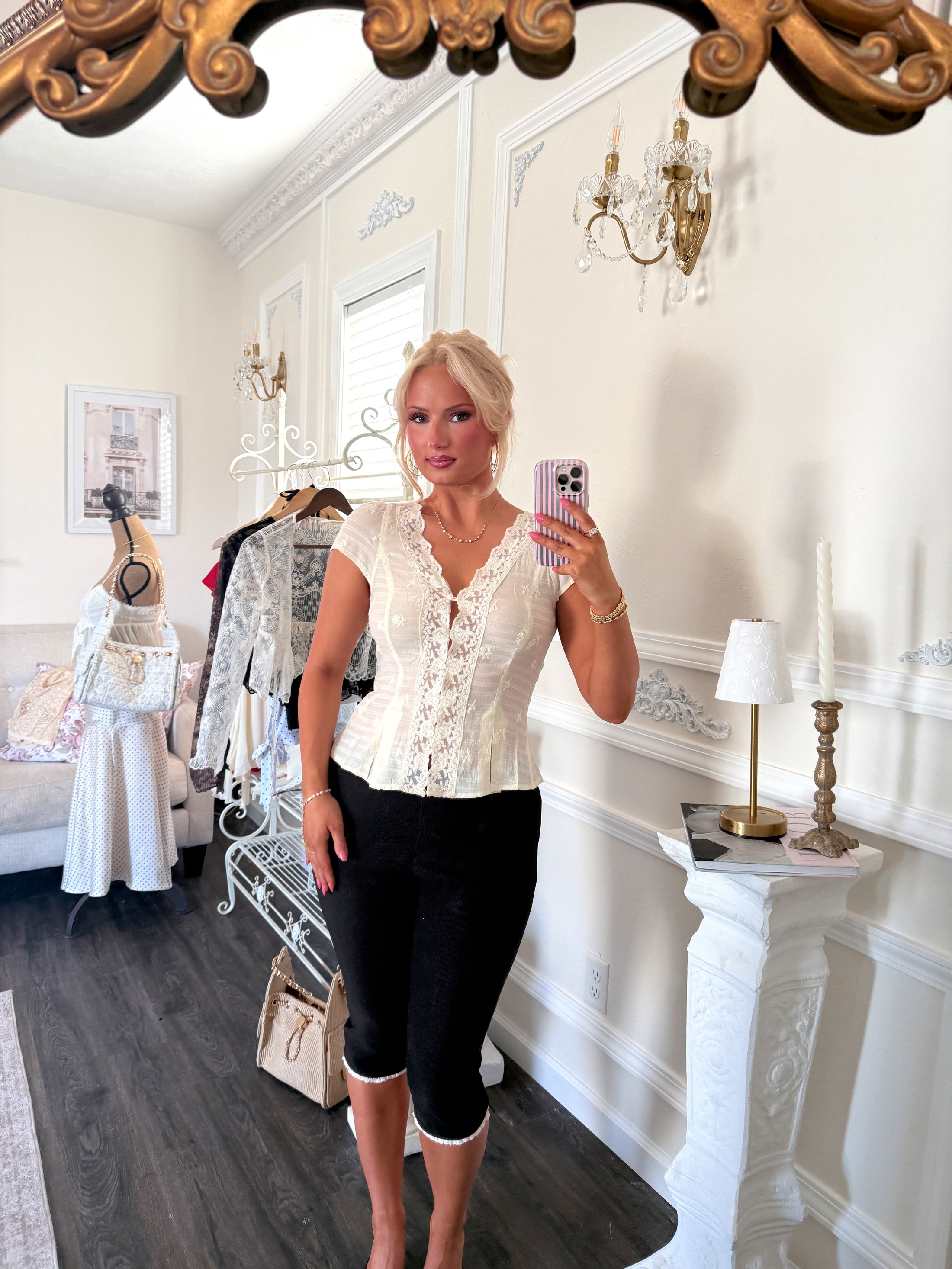 The Marais Lace Whisper Top – Crème