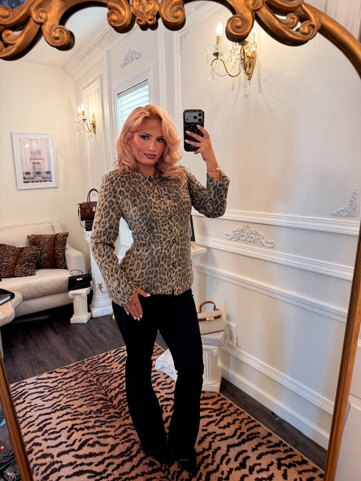 The Inès Leopard Coat