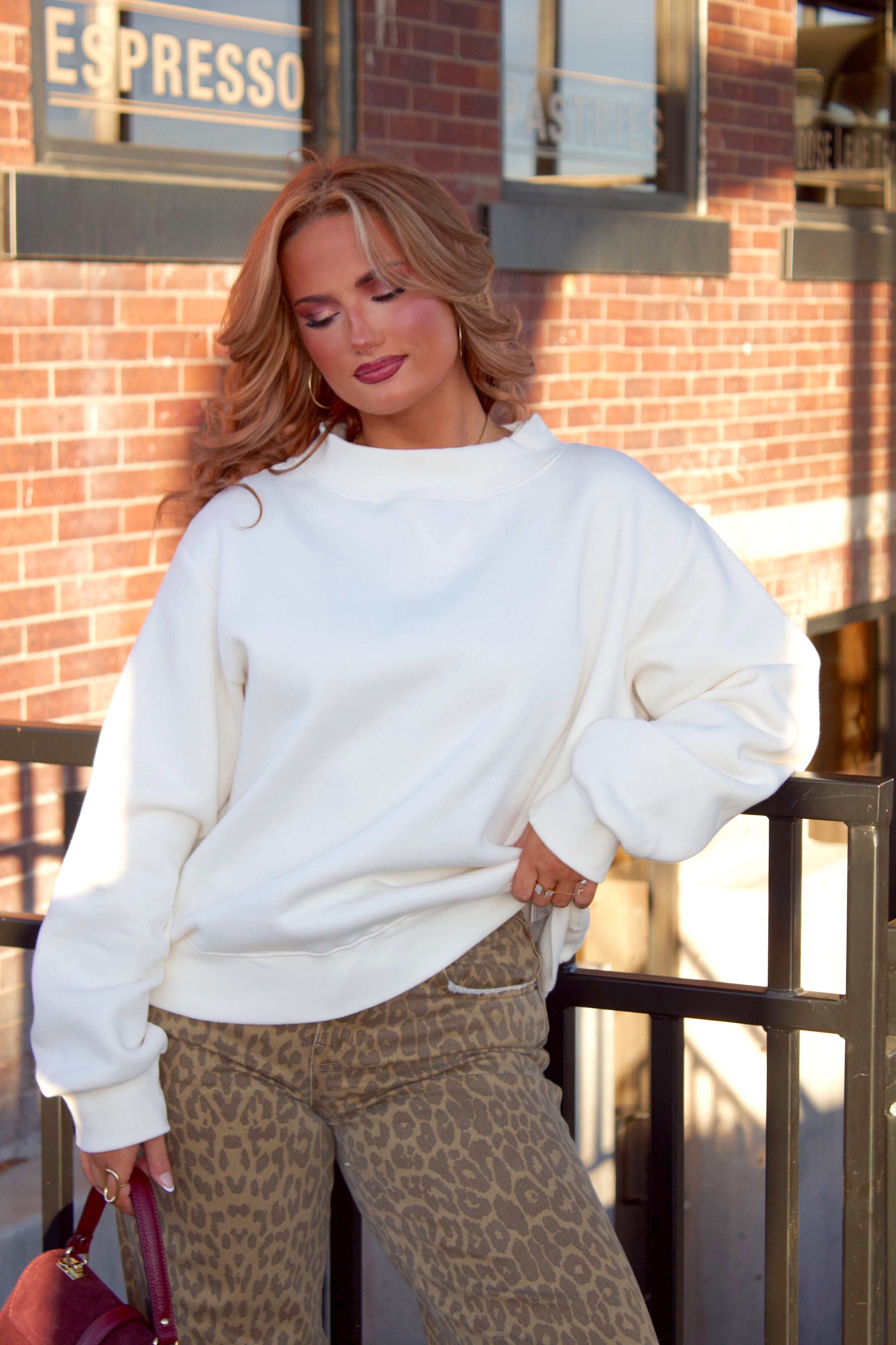 The English Cream Pullover