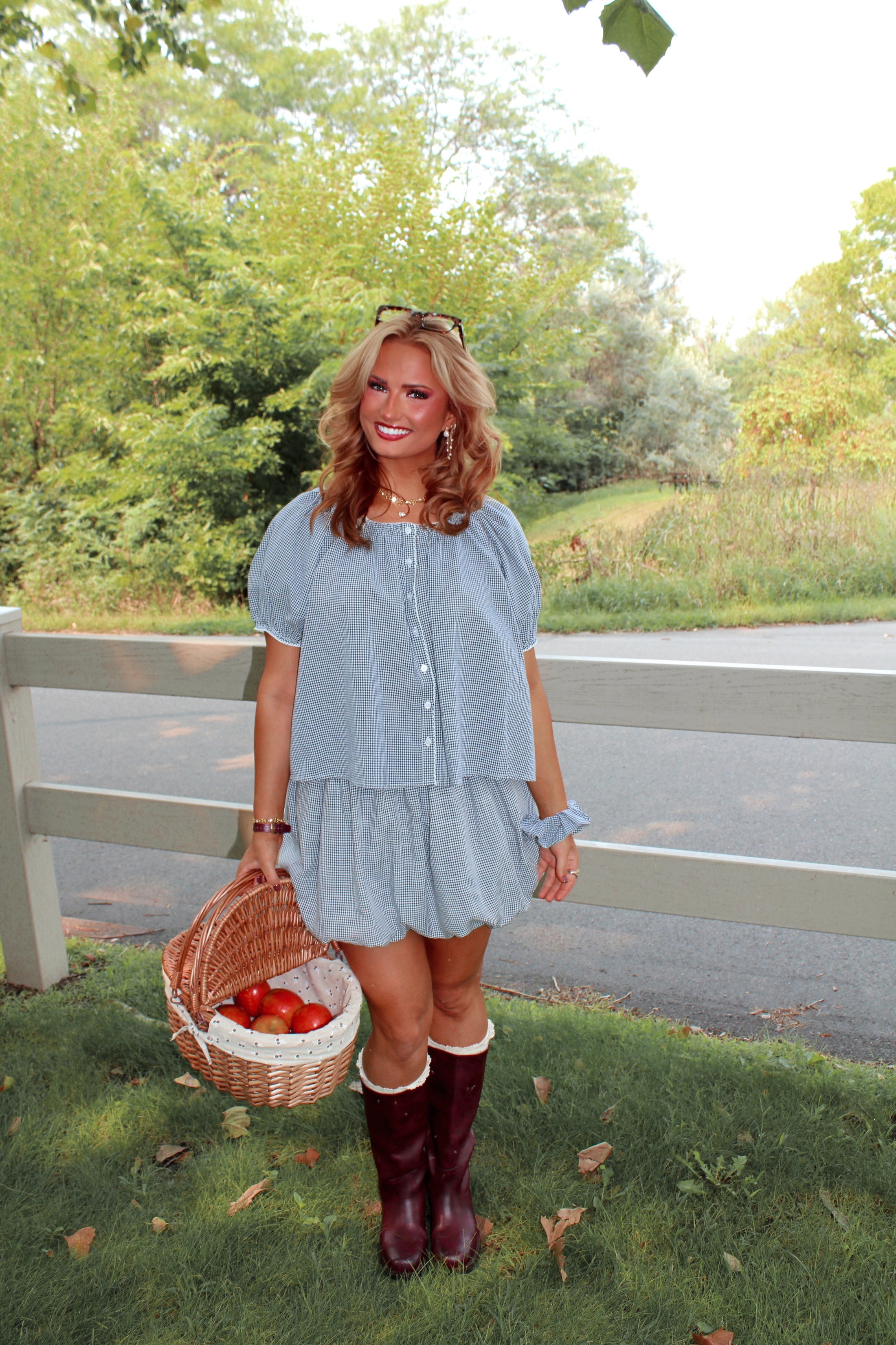 The Applewood Gingham Set 🍎