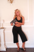 Load image into Gallery viewer, The Montmartre Muse Flare Capris

