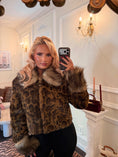Load image into Gallery viewer, Mika Leopard Faux Fur Jacket
