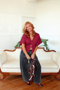 Load image into Gallery viewer, Aubrielle Button Top - Wine
