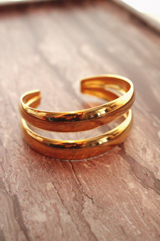 Ronan 18k Gold Bangle