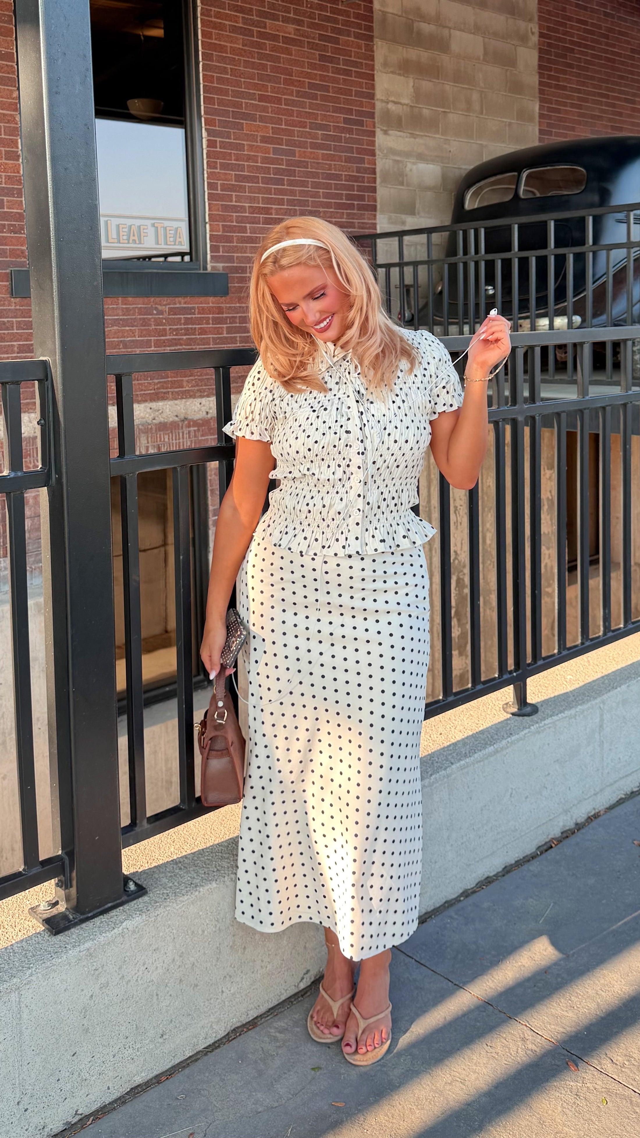The Bloomsbury Dot Set - London Ivory