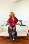 Load image into Gallery viewer, Aubrielle Button Top - Wine
