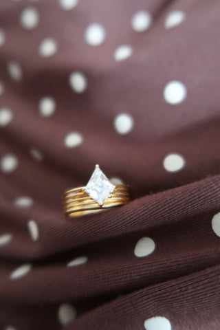 Golden Glance Ring