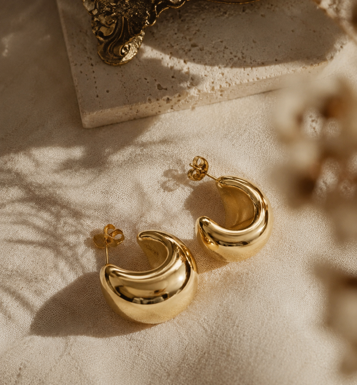 The Paris Icon Hoops