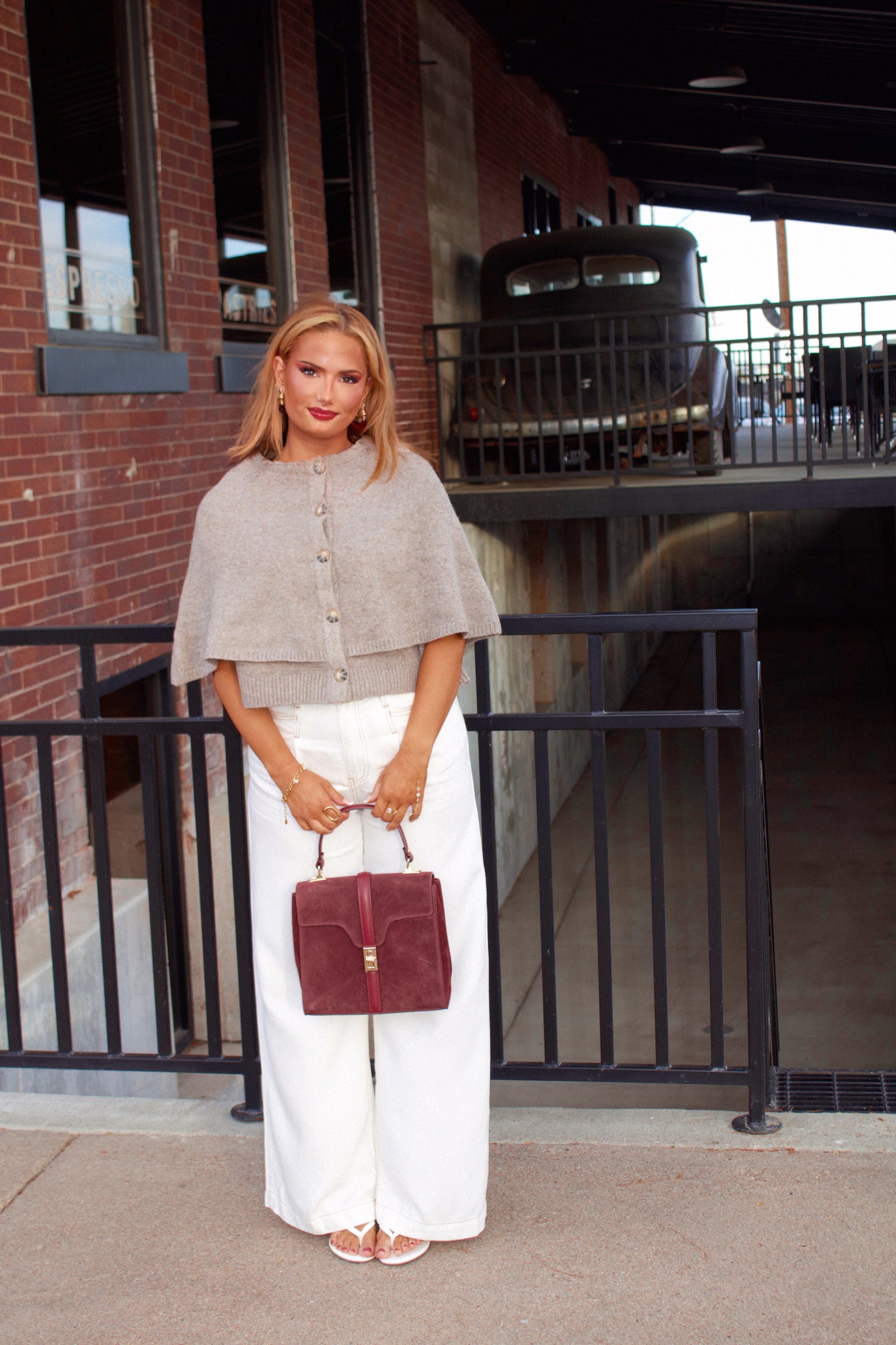 The Windsor Wine Satchel