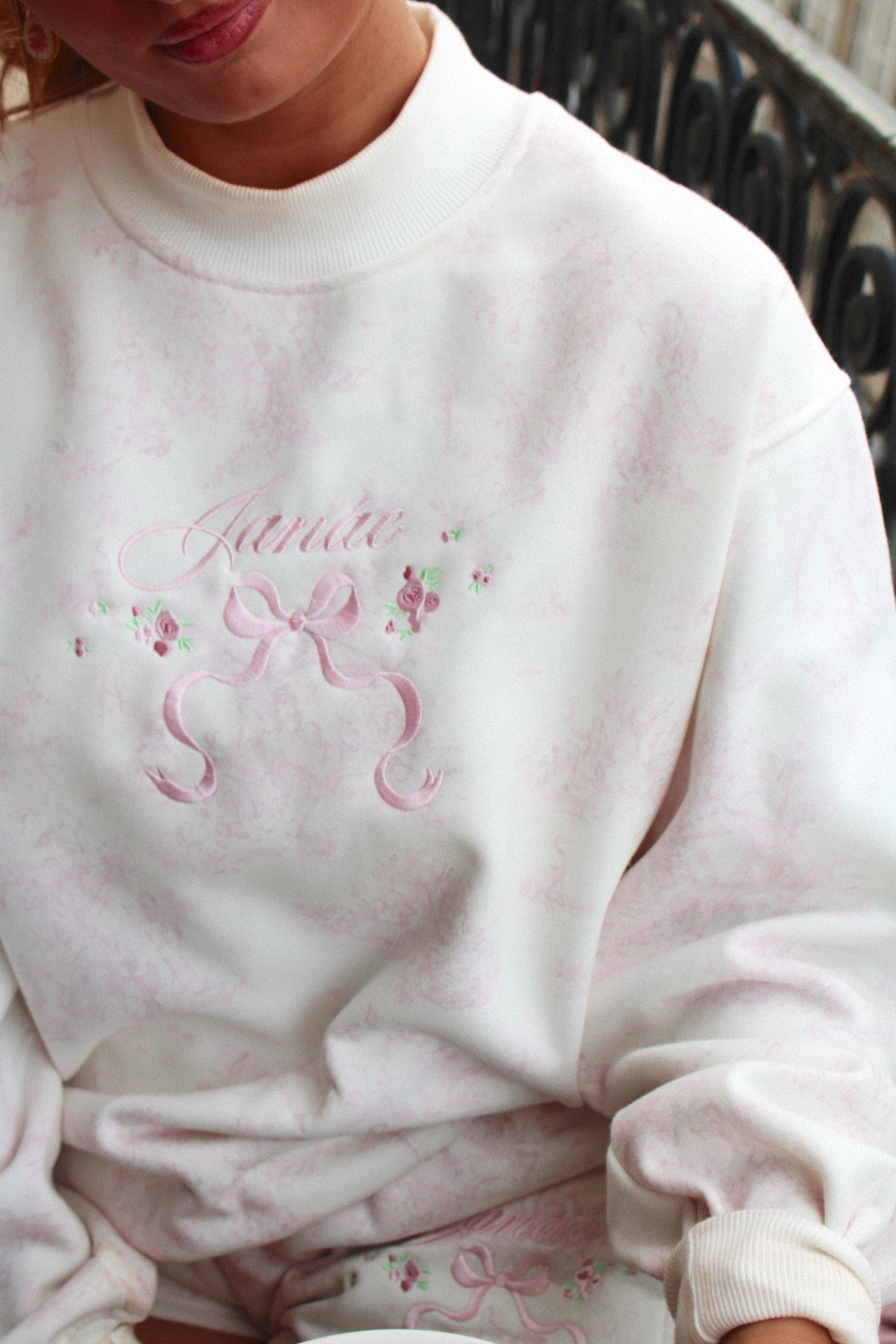 Janáe French Toile Mockneck
