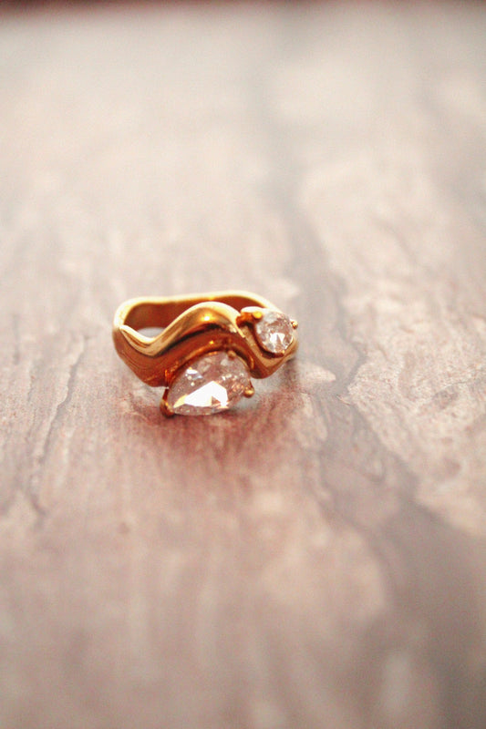 The Isolde 18k Ring