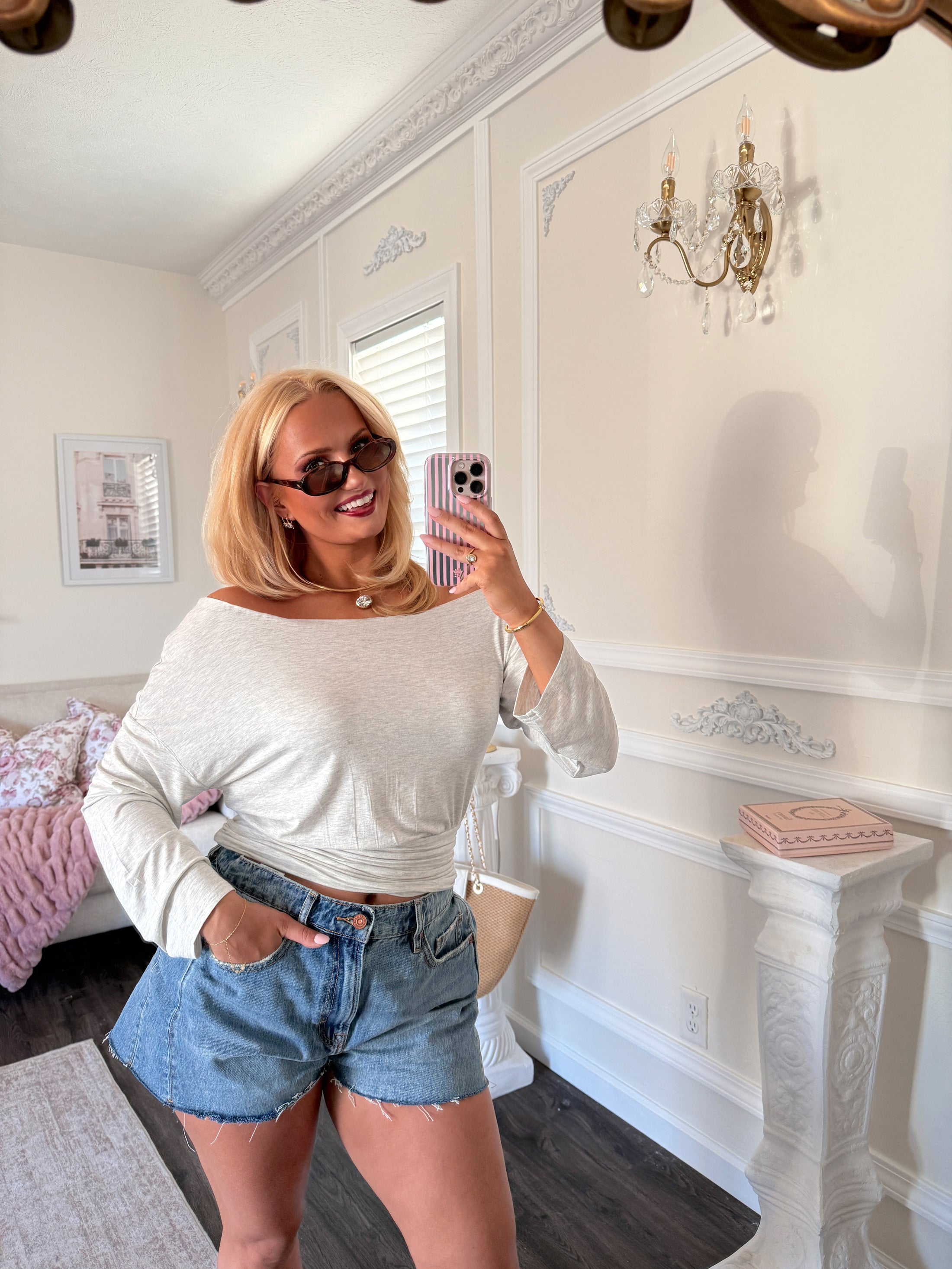 The Silhouette Top - Gray Melange
