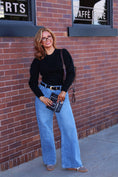 Load image into Gallery viewer, The Devonshire Cardigan - Noir
