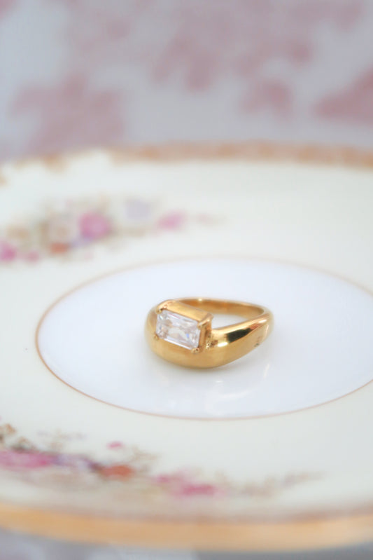Parisian Muse Ring