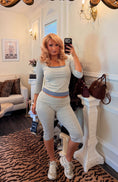 Load image into Gallery viewer, Gigi Capri Pants — Heather Grey
