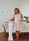Load image into Gallery viewer, Antoinette’s Parlor Vintage Apron
