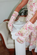 Load image into Gallery viewer, Antoinette’s Parlor Vintage Oven Mitts
