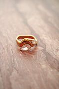 Load image into Gallery viewer, The Isolde 18k Ring
