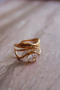 Load image into Gallery viewer, The Aurelia Ring
