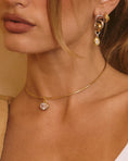 Load image into Gallery viewer, The Marais Pendant Wire Necklace
